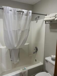Scenic Hills Inn - 29