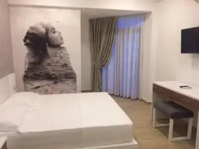 Mira's House - 19