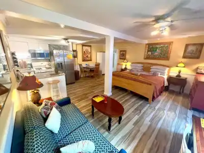 Villa Sinclair Beach Suites and Spa - 59