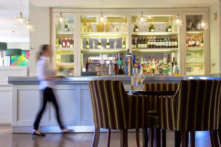 London Chigwell Prince Regent, BW Signature Collection - 39