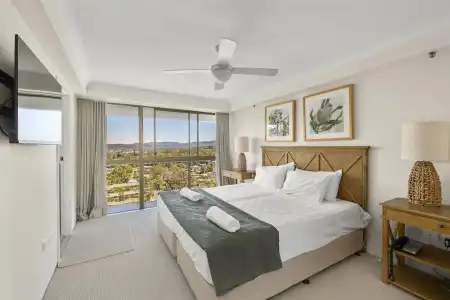 Gemini Court Holiday Apartments - 192