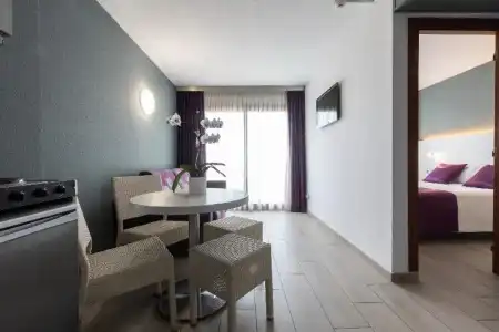 ApartMiami Park - 124