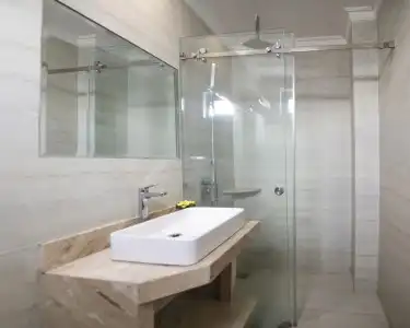 Seven Seas and Apartment - 82