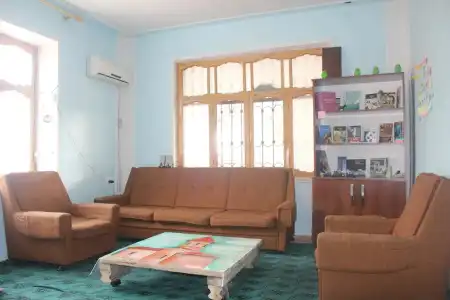 Canal Hostel - 8