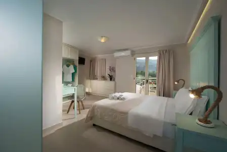 Notos Heights & Suites - 50