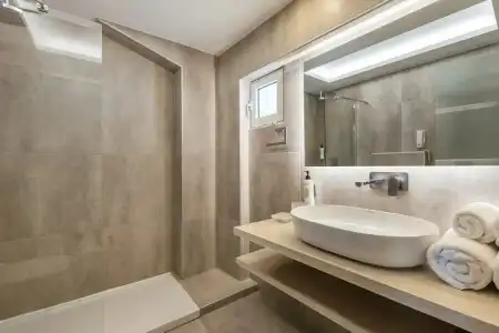 Alexandra Beach Resort & Spa - 90