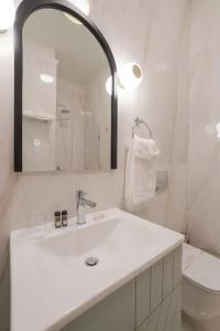Castellano & Suites - 32