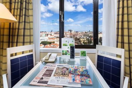 Holiday Inn Lisbon by IHG - 10