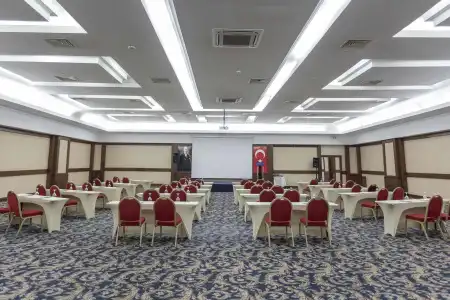 Anemon Grand Manisa - 34