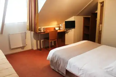 Hôtel Kyriad Rennes Nord - 59