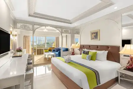 Royal Cliff Beach Pattaya - 40