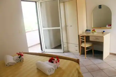L’Ancora*** - 75