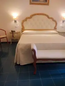 La Perla - 99