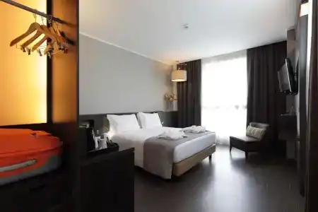 Best Western Premier CHC Airport - 66
