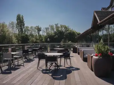 Copthorne Cardiff-Caerdydd - 16