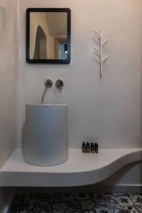 Kasimatis by la Perla - Adults Only - 180