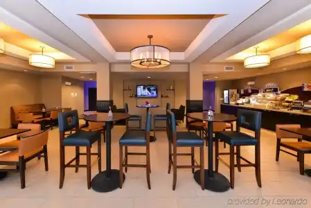 Holiday Inn Express & Suites Indio - Coachella Valley by IHG - 17