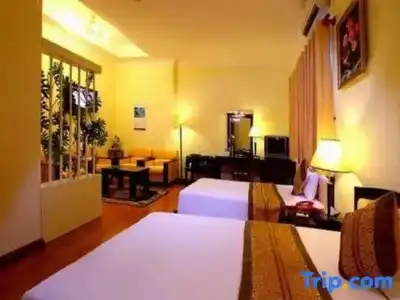 Ngoc Lan - 30