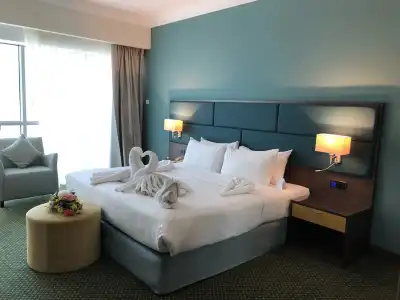 City Seasons Dubai - 9