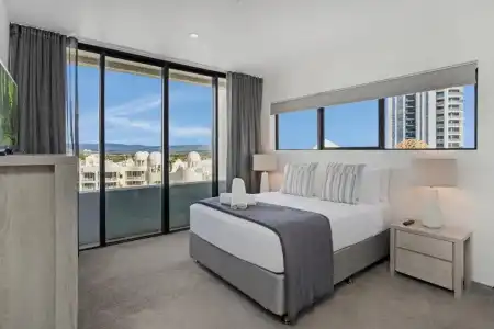 Aria Apartments - 517