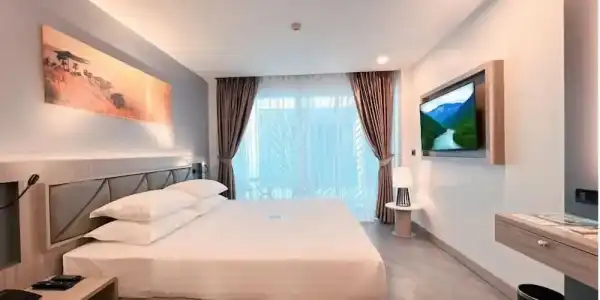 Clarian Beach Patong - 94