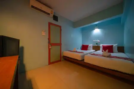 Wild Orchid Villa Bangkok - 1