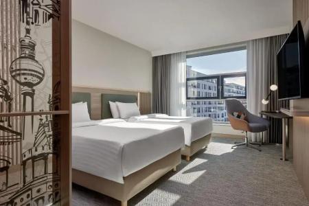 Courtyard by Marriott Berlin City Center - 42
