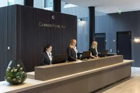 Clarion Air - 15