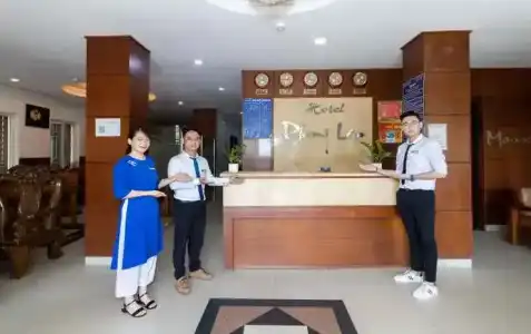 Phong Lan 2 - 24