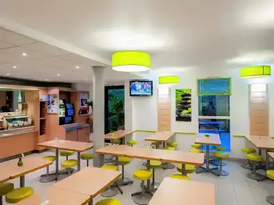 ibis budget Bayeux - 20