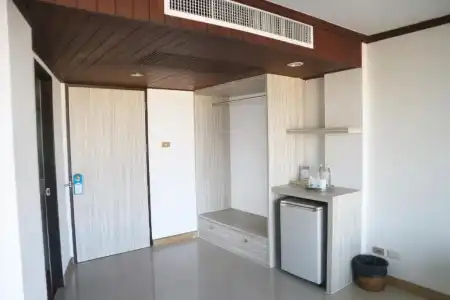Welcome Plaza - 123