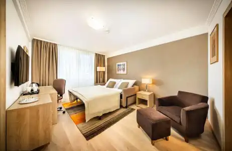 Apollo Bratislava - 2