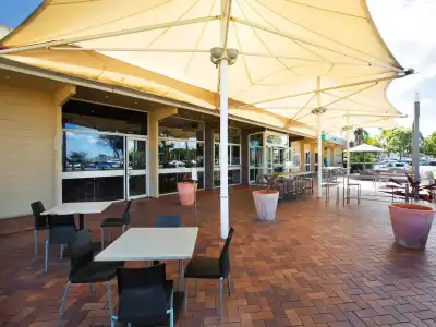 Sunnybank - 14