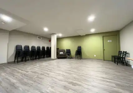 Quality Inn & Suites - 14