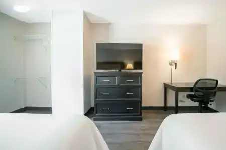Suburban Extended Stay Daytona Beach - 39