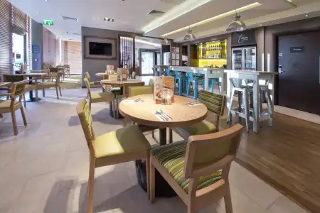 Premier Inn London Lewisham - 6