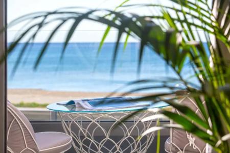 Pearl SeaBreeze Suites - 33