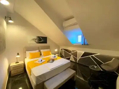 D & Sons Apartments - 5