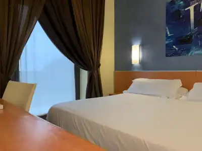 Best Western Class - 77