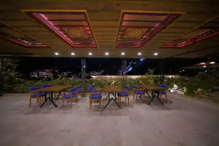 Kayatas Cave Suites - 17