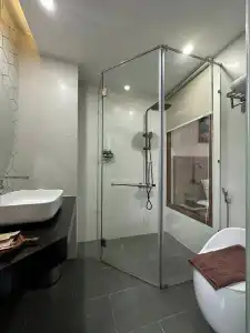 Lasol Boutique - 11