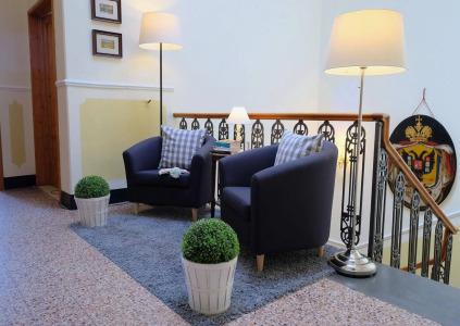 Ungherese Small Luxury - 14