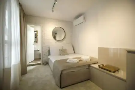Boutique Apartments - 69