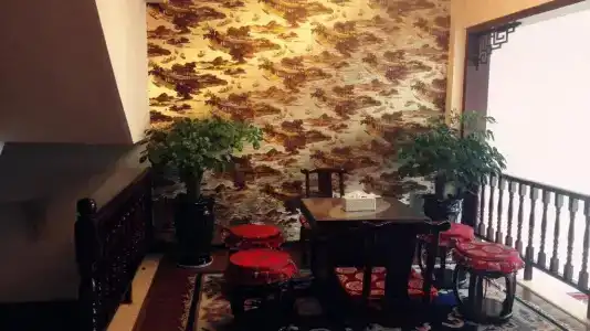 Mama Naxi Guesthouse - 11