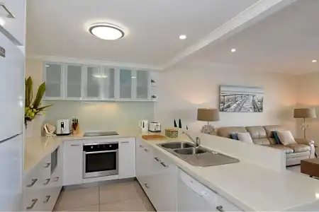 Noosa Entrance Waterfront Resort - 363
