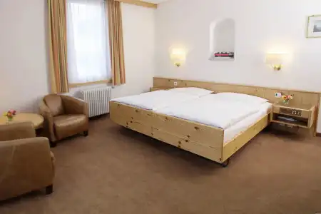Steffani - 1