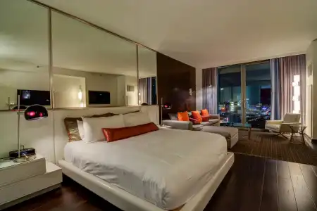 Beautiful Palms Place Suite - 6