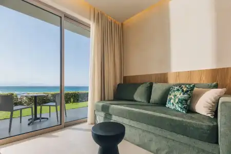 Alexandra Beach Resort & Spa - 127