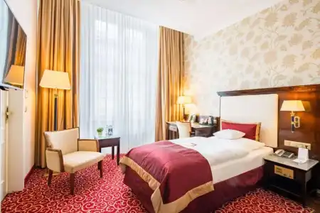 Best Western Plus StadtPalais - 32