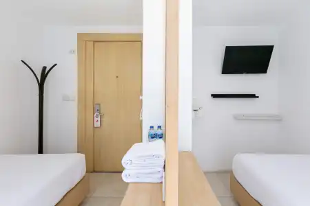 The Bedrooms Hostel Pattaya - 41